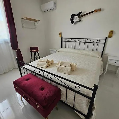 Vintage Village- Anni 50'